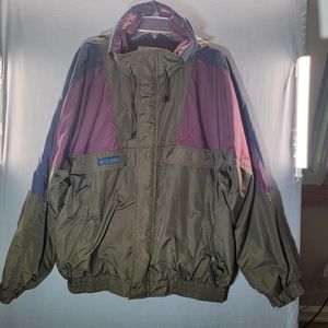 Columbia Mogulz Jacket 5 Zipper Pockets Men's L Green W/Blue & Maroon Accents.
